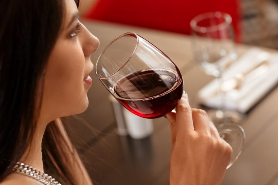2-hours Amarone Wine Tour with Sommelier Wine Tastings - Temperature reality: plan your clothes for cellar cool