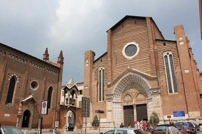 Excursion in Verona. - Tickets, pickup, and private-group value: what you are really paying for