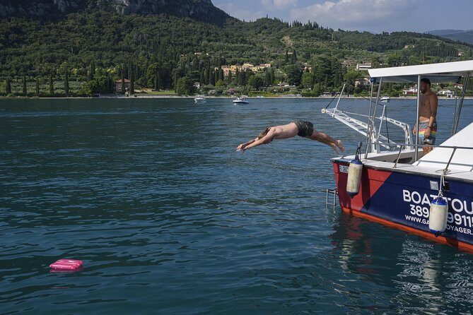 From Peschiera: Southern Lake Garda cruise with lunch - Boat logistics that matter: small group, no bar, and life jacket rules