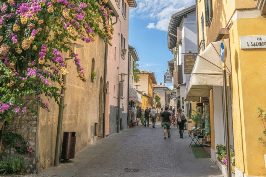 From Verona: discover Lake Garda and Sirmione private tour - What the pace really feels like in a 6-hour day