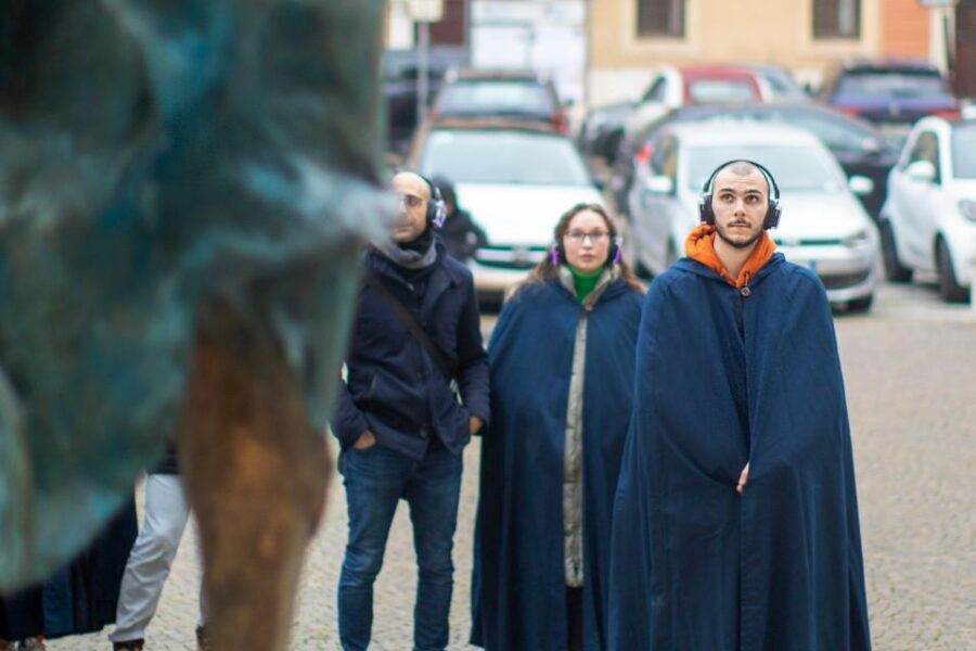 Guided Tour in the center of Verona accompanied by an Angel - Scaligeri Arches, Via Ponte Nuovo, and Via Sottoriva: The City Starts to Feel Like a Story