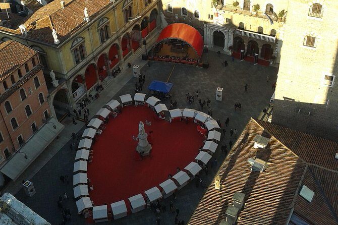 Make your Romantic Proposal in the City of Love - Porta Borsari’s Roman legend: Petronia Tertullia and the guard