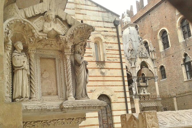 Make your Romantic Proposal in the City of Love - Romeo’s House: Montegues vs Capulets setup before the big moment