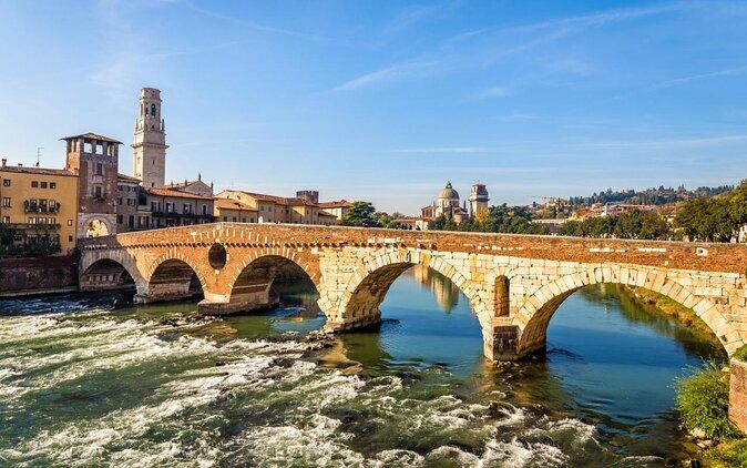 Private City Kickstart Tour: Verona - Quick hits before you meet your guide