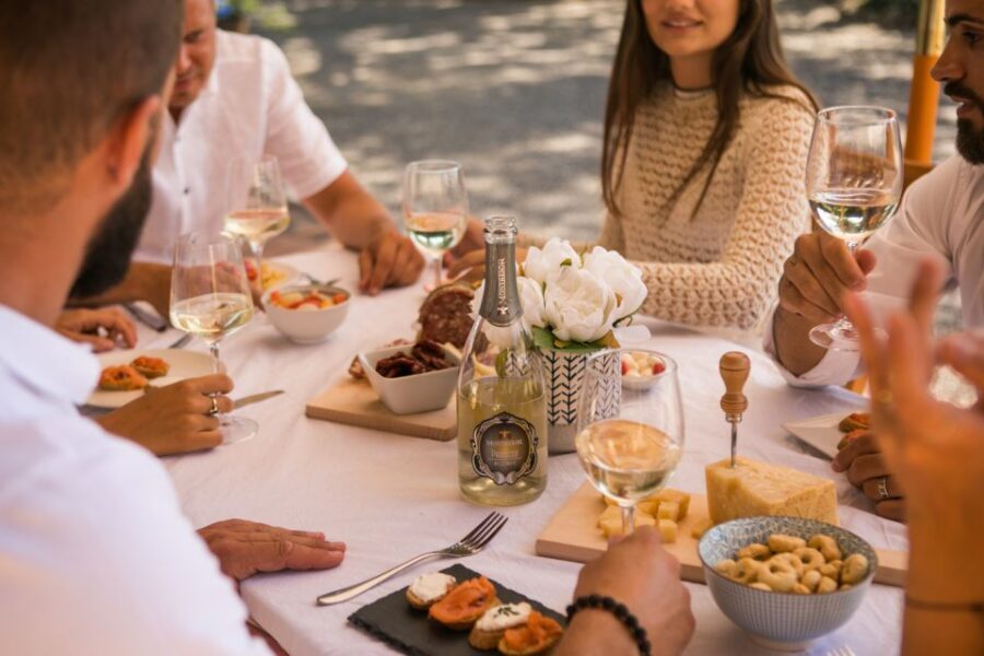Secret journey between prosecco, lugana and white wines - The wine museum: why it helps your tasting make sense