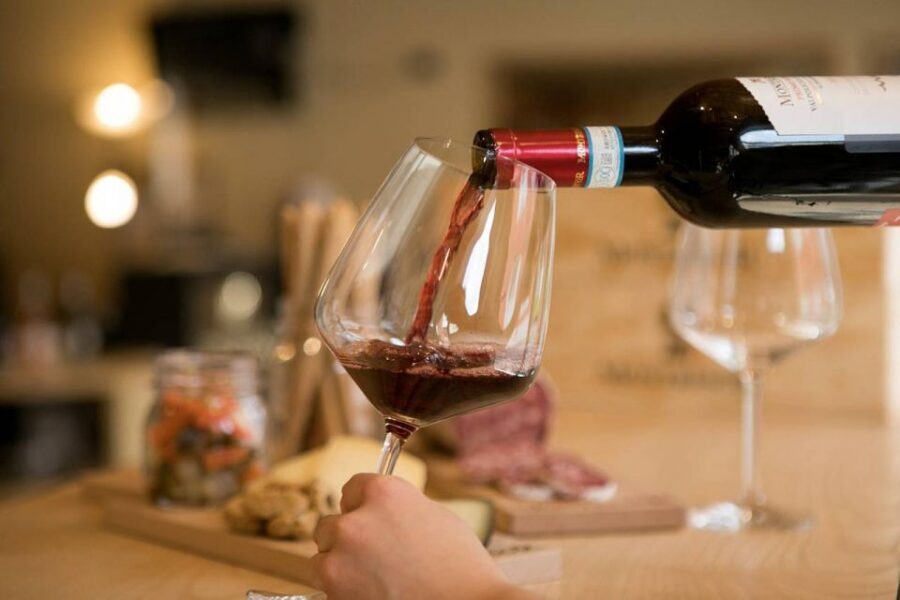Valpolicella: Wine experience Valpolicella in a glass - Getting to Via Ca’ di Cozzi 16 from central Verona