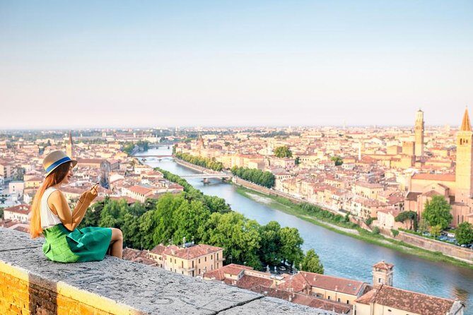 Verona by Moonlight: A Nighttime Path Through History and Romance - Meeting at Piazza delle Erbe (and Getting to the Right Spot)