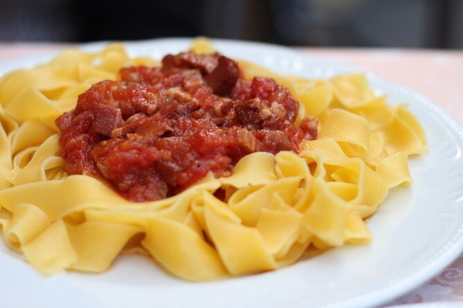 Verona Highlights with Local: Walking Tour Juliet's House Tickets - Juliet’s House tickets: why having that sorted helps