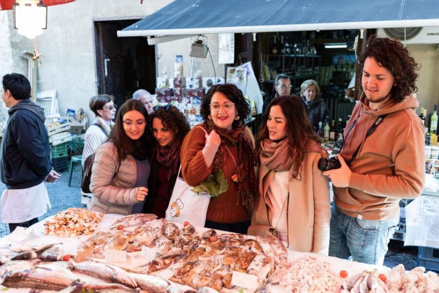 Verona: Market and Cooking Class at a Local's Home - Verona with a Cesarina: why this style of class feels different