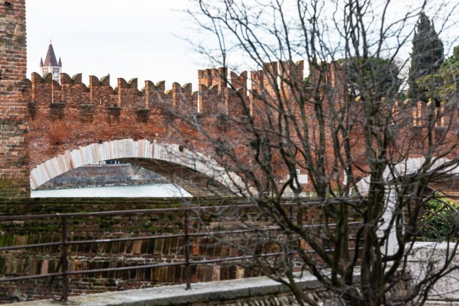 Verona: Night Walking Tour - Price and value: is $95 worth it for Verona at night?