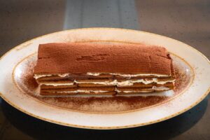 Verona: Pasta & Tiramisu Cooking Class at a Local's Home - Aperitivo First: Prosecco and Nibbles to Set the Tone