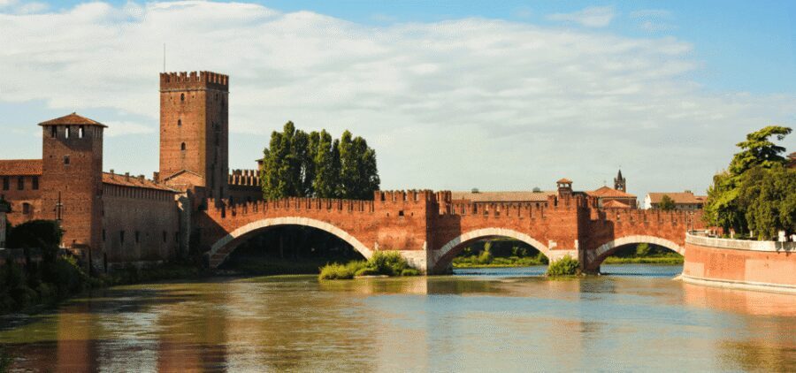 Verona Self Guided Walking Tour with an APP - Roman Arena: Where Opera Meets Roman Stone