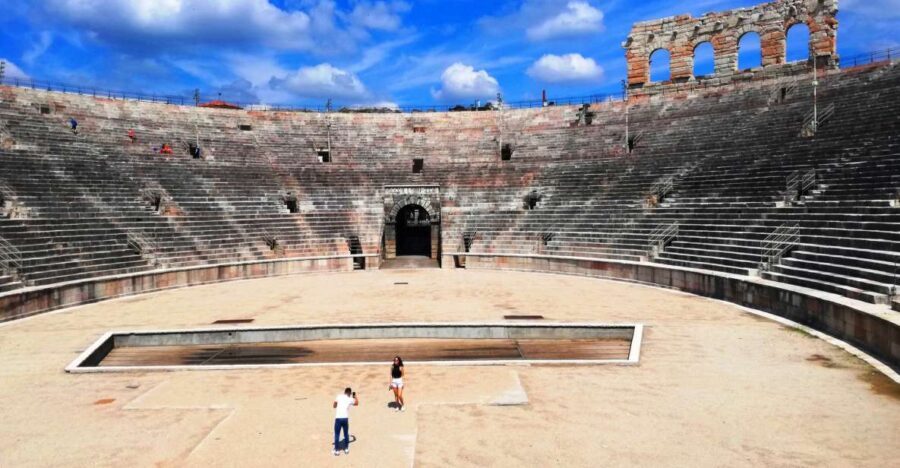 Verona: the Arena at the Gladiators' time - Reading the Arena’s Shape: Bra Gardens Views and Original Scale